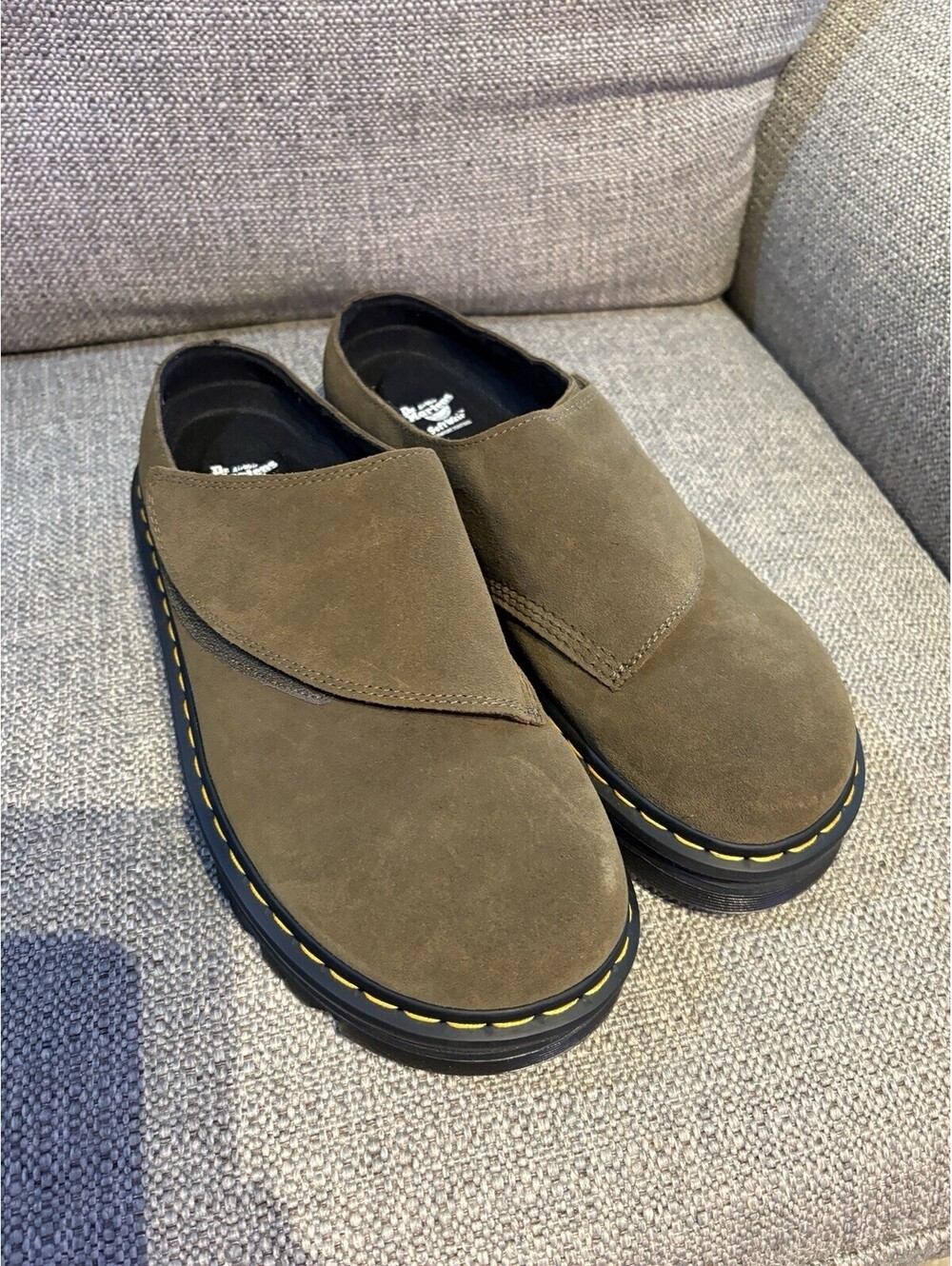 Dr. Martens Zebzag Anywair Suede Mules Menβs Size 12 Brown New